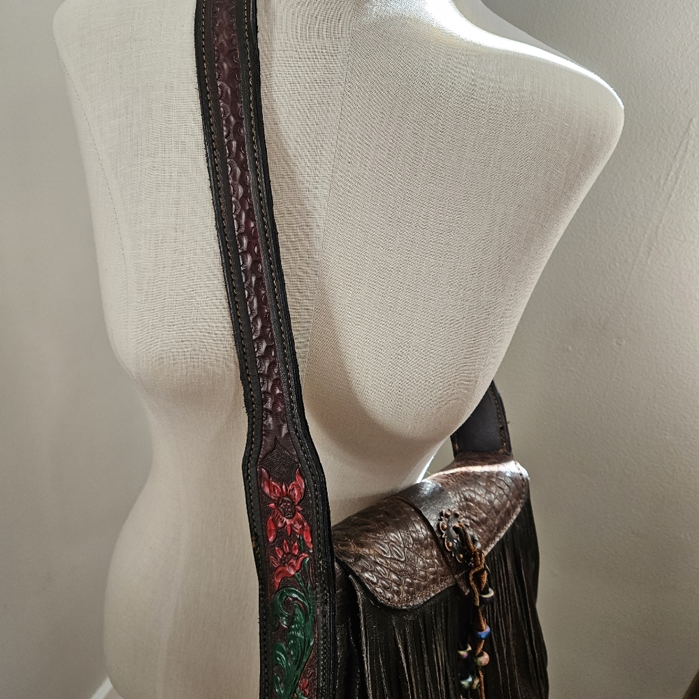 Vintage 70s Tooled Leather Braided Shoulder Strap Fringe Saddle Bag Purse - Picture 4 of 8